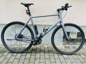 CUBE HYDE, RACE 2023 2023 Urbain & Touring d'occasion