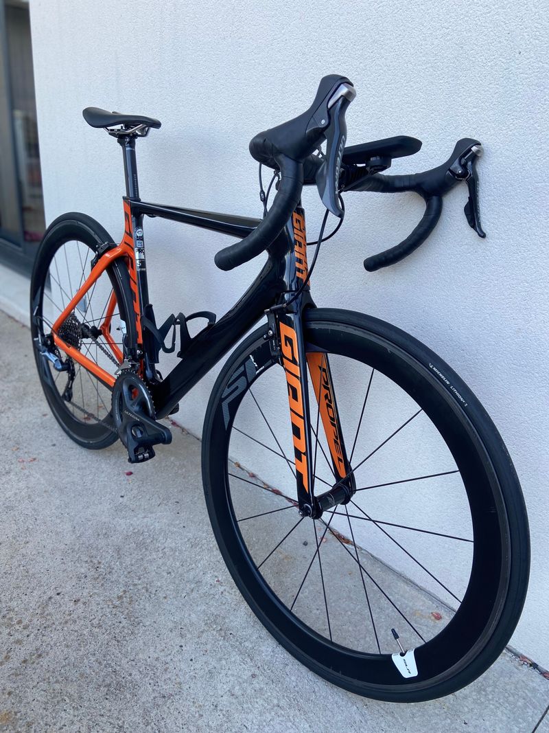 Tweedehands Giant Propel Advanced 1 2016 2016 Road & Gravel — afbeelding 2 van 5