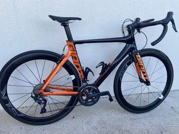 Käytetty Giant Propel Advanced 1 2016 2016 Road & Gravel