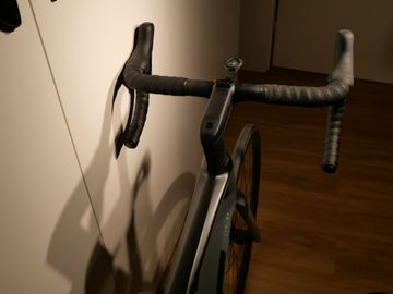 BMC Teammachine SLR 01 FIVE 2023 2023 Road & Gravel usato, Grigio chiaro — immagine 7 di 8