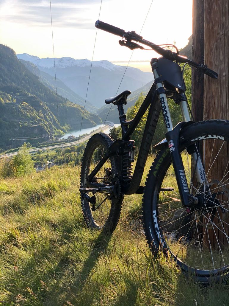 Used Kona SUPREME OPERATOR 2016 2016 Mountainbike, Black — image 5 of 6