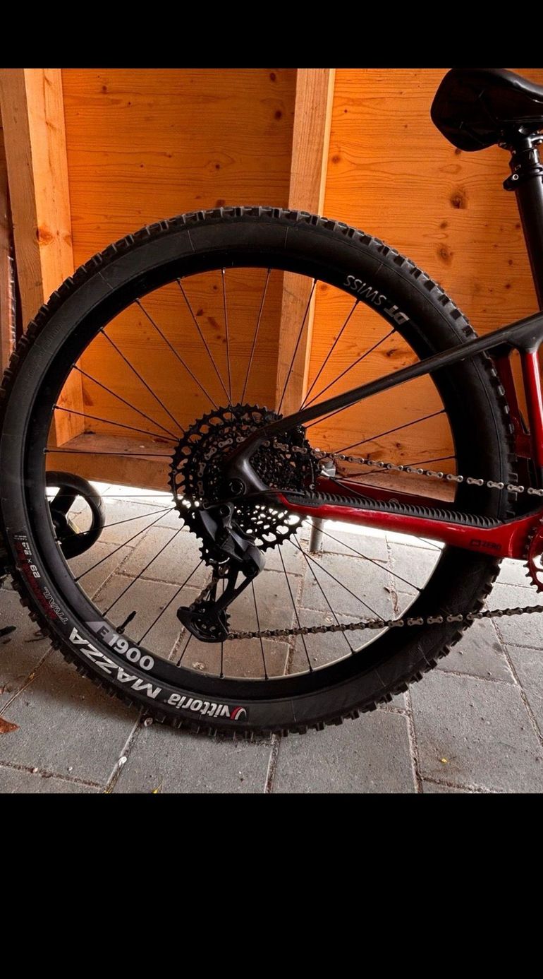 Brugt Mondraker FOXY CARBON R 2022 2022 Mountainbike — billede 6 af 13