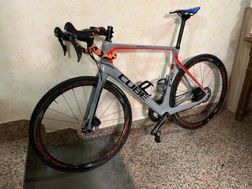 Käytetty CUBE agree C:62 SLT Disc 2016 2016 Road & Gravel