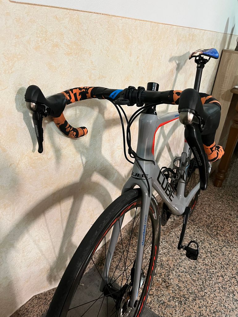 CUBE agree C:62 SLT Disc 2016 2016 Road & Gravel usato, Grigio chiaro — immagine 2 di 9