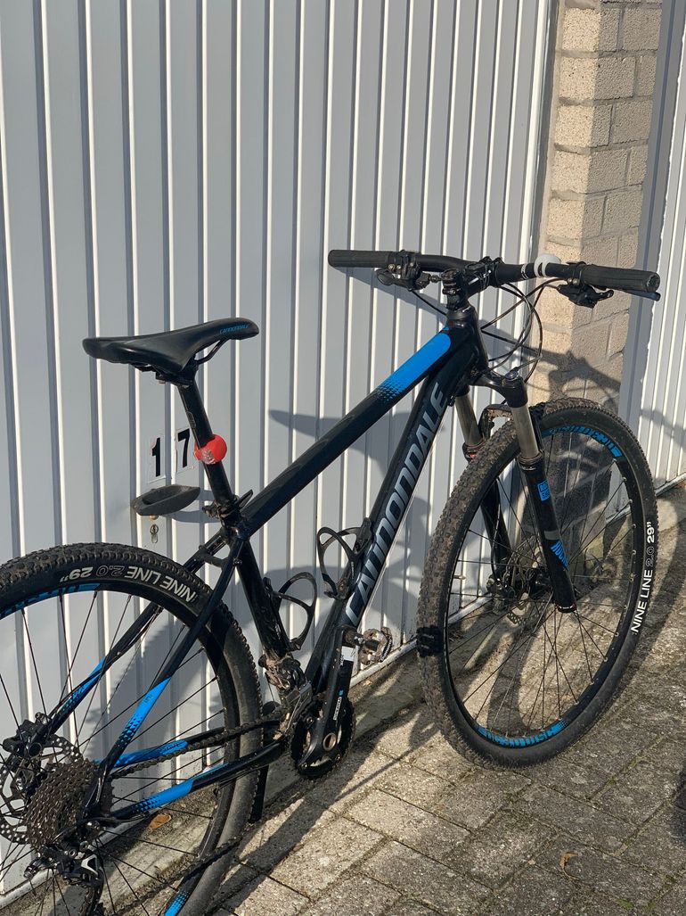 Gebrauchtes Cannondale Trail 3 2017 2017 Mountainbike, Blau, 27.5 — Bild 2 von 9