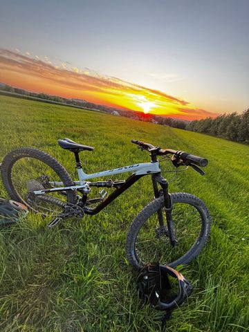 Tweedehands Polygon SISKIU T7 2022 2022 Mountainbike — afbeelding 2 van 4