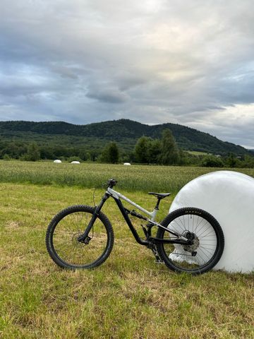 Tweedehands Polygon SISKIU T7 2022 2022 Mountainbike — afbeelding 3 van 4