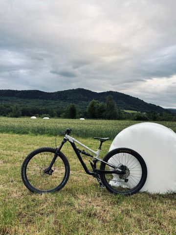 Tweedehands Polygon SISKIU T7 2022 2022 Mountainbike — afbeelding 1 van 4