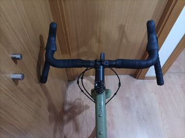 Tweedehands Fuji Jari 1.1 2024 2024 Road & Gravel — afbeelding 8 van 10
