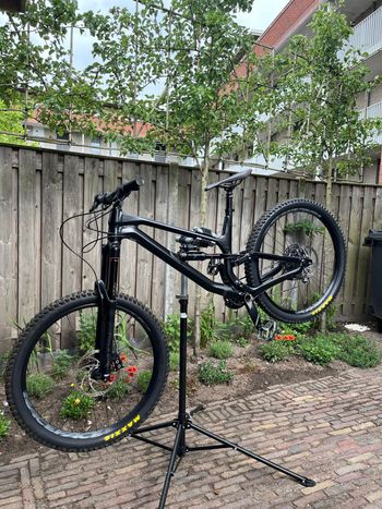Used Canyon Torque 5 2021 2021 Mountainbike, Black, 27.5 — image 9 of 9