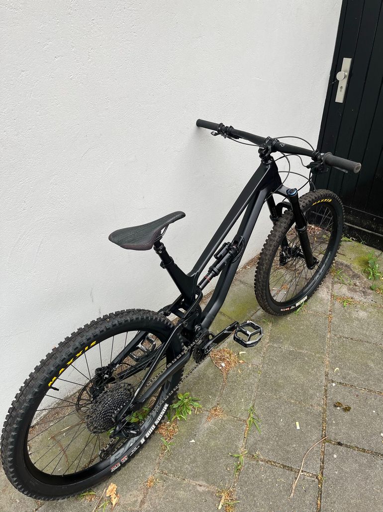 Used Canyon Torque 5 2021 2021 Mountainbike, Black, 27.5 — image 8 of 9