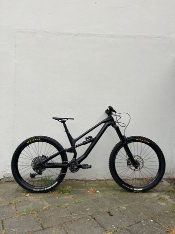 Used Canyon Torque 5 2021 2021 Mountainbike, Black, 27.5 — image 2 of 9