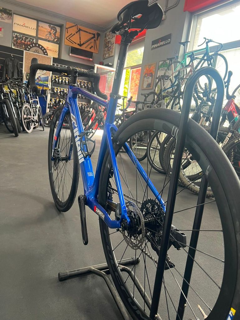 Použité Cinelli Superstar SRAM Force eTap AXS 2025 Road & Gravel — obrázek 8 z 17