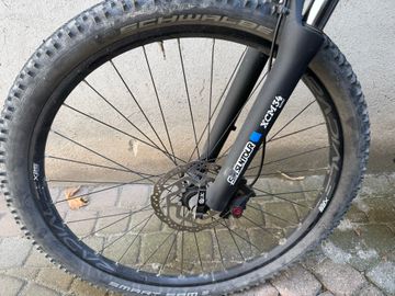 Used Whistle Custom L-TWOO RX 2022 Mountainbike, Black — image 10 of 14