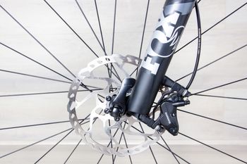 Used Yeti SB115 2022 Mountainbike, Light Gray — image 15 of 16