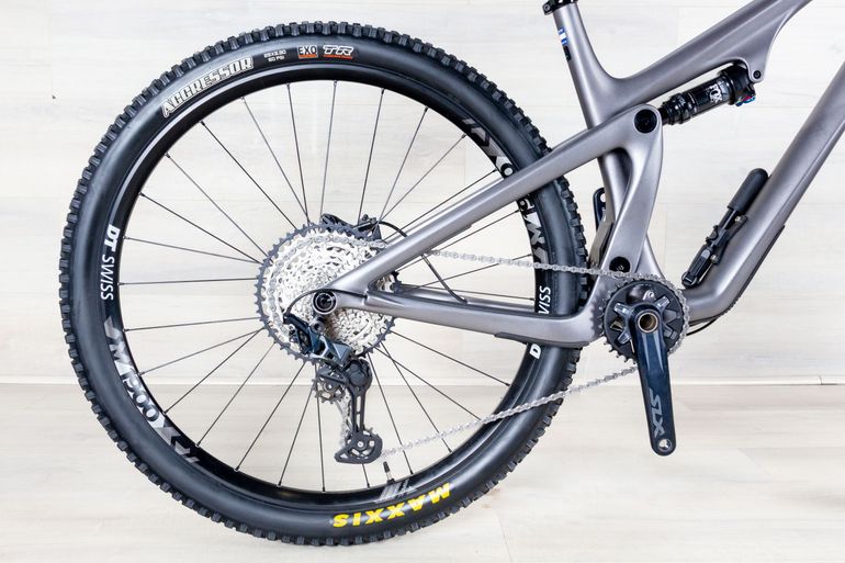 Used Yeti SB115 2022 Mountainbike, Light Gray — image 3 of 16