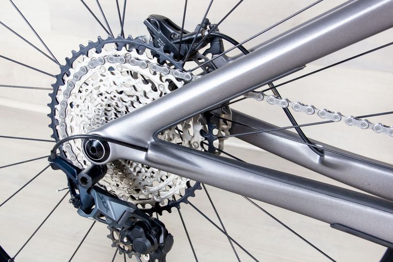 Used Yeti SB115 2022 Mountainbike, Light Gray — image 7 of 16