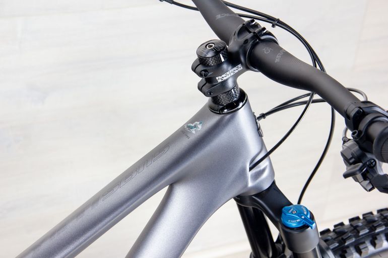 Used Yeti SB115 2022 Mountainbike, Light Gray — image 8 of 16