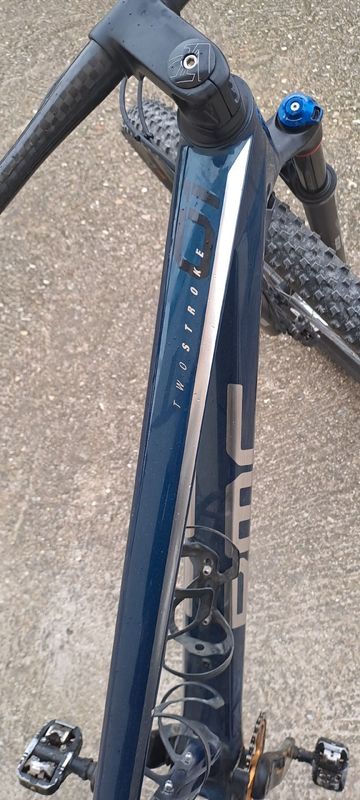 BMC Twostroke 01 ONE 2021 2021 Mountainbike usato, Blu — immagine 7 di 14