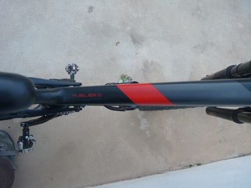Trek Fuel EX 8 29 2017 2017 Mountainbike usato, Nero — immagine 24 di 25