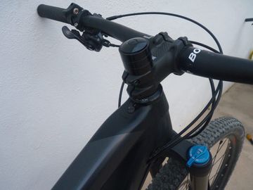 Trek Fuel EX 8 29 2017 2017 Mountainbike usato, Nero — immagine 17 di 25