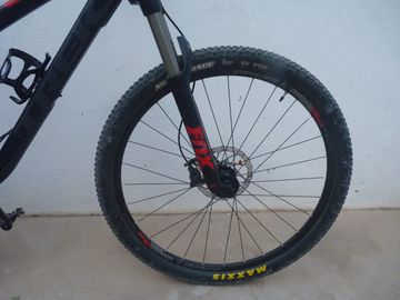 Trek Fuel EX 8 29 2017 2017 Mountainbike usato, Nero — immagine 25 di 25