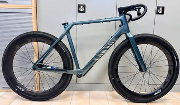Used Canyon Grizl CF 9 w/ ECLIPS 2026 Frameset 2026 Road & Gravel, Green — image 1 of 11