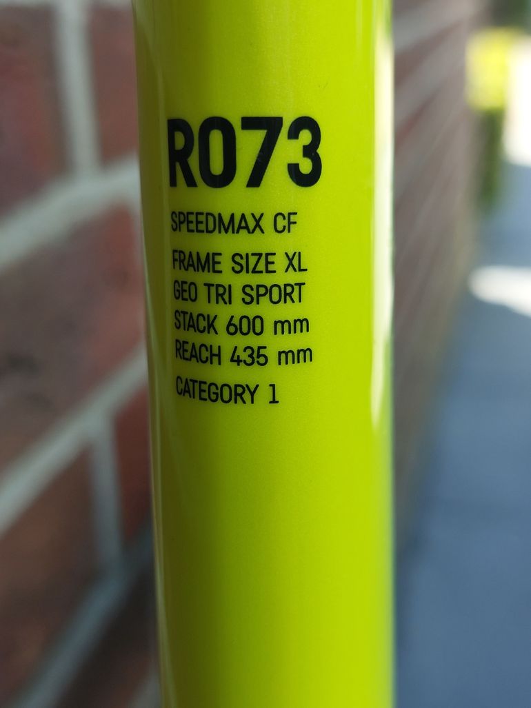 Używany Canyon Speedmax CF 8 Disc 2023 2023 Road & Gravel — zdjęcie 10 z 13