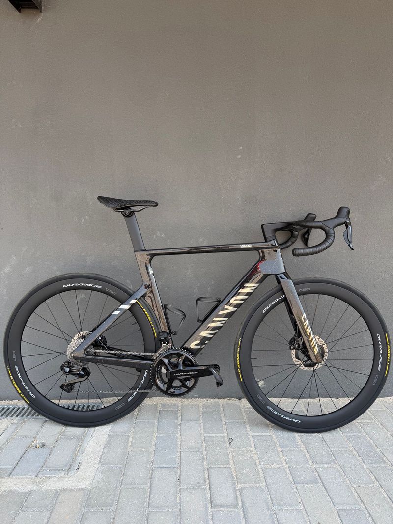 Canyon Aeroad CFR Di2 2025 2025 Road & Gravel de segunda mano