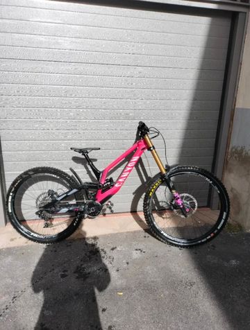 Brugt Canyon Sender CFR Mullet LTD 2024 2024 Mountainbike — billede 5 af 5