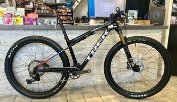 Used Trek Supercaliber SLR 9.8 XT Di2 Gen 2 2026 2026 MTB