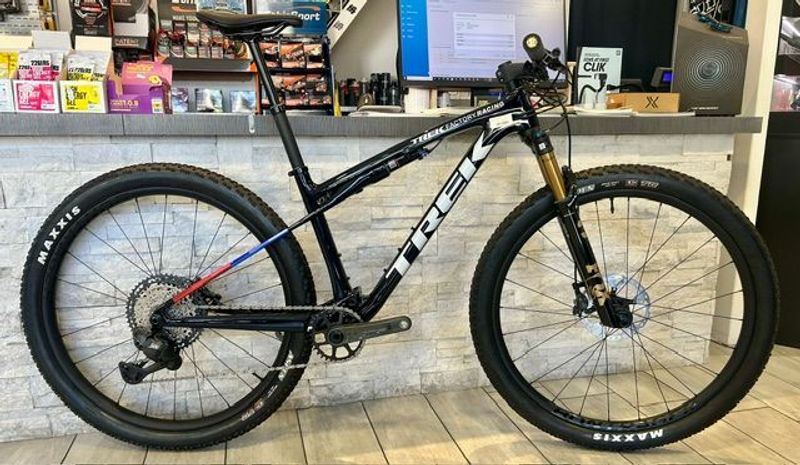 Brugt Trek Supercaliber SLR 9.8 XT Di2 Gen 2 2026 2026 MTB