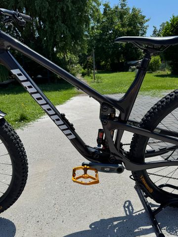 Propain Hugene Sram Eagle Transmission GX 2025 Mountainbike usato, Nero — immagine 10 di 16