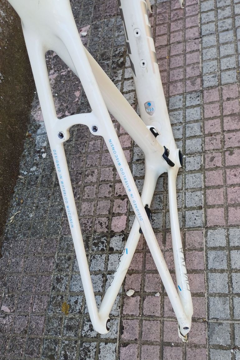 Used Trek Émonda SLR Frameset 2018 Frameset 2018 Road & Gravel, White — image 11 of 21