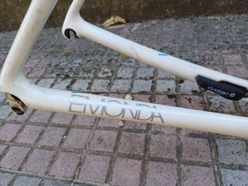 Used Trek Émonda SLR Frameset 2018 Frameset 2018 Road & Gravel, White — image 14 of 21