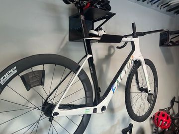 Used Factor OSTRO VAM - Frameset Premium 2026 Frameset 2026 Road & Gravel, White — image 2 of 3