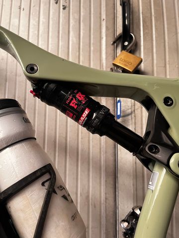 Used Orbea OIZ M10 2022 Frameset 2022 Mountainbike, Green, 29 — image 6 of 8