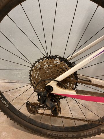 Używany Canyon Exceed CF 6 2022 2022 Mountainbike — zdjęcie 4 z 7