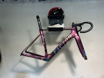 Used Factor Ostro Frameset 2025 Road & Gravel