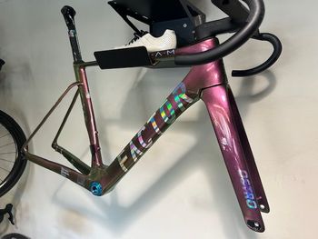Brugt Factor Ostro Frameset 2025 Road & Gravel — billede 3 af 3