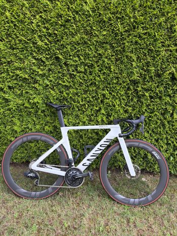 Used Canyon Aeroad CF SLX 8 AXS 2025 2025 Road & Gravel