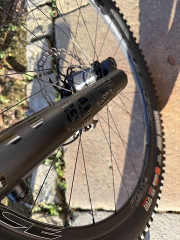 Używany Orbea RISE M-LTD 2023 2023 Mountainbike — zdjęcie 13 z 19