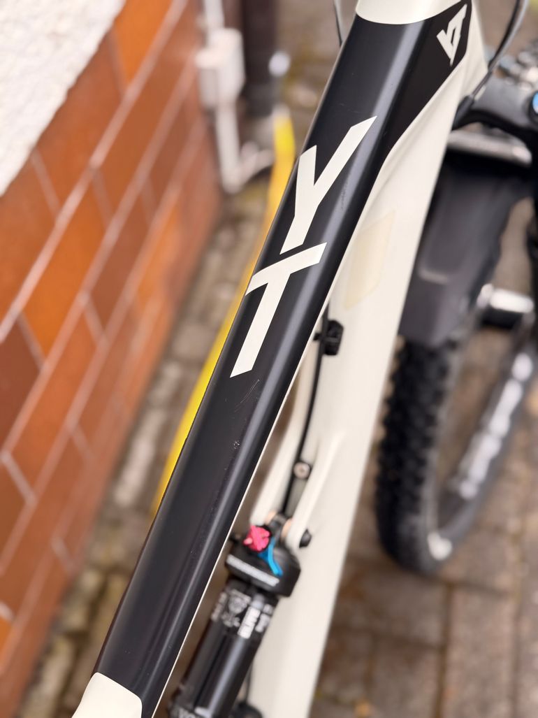 Brugt YT Industries Jeffsy 27 CF Pro 2018 2018 Mountainbike — billede 11 af 12