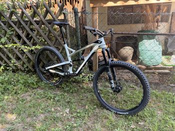 YT Industries Jeffsy 27 CF Pro 2018 2018 MTB usato