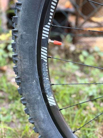Tweedehands YT Industries Jeffsy 27 CF Pro 2018 2018 Mountainbike — afbeelding 13 van 14