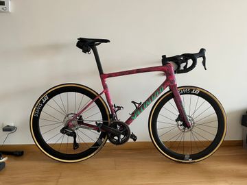 Specialized Tarmac SL8 Expert - Ultegra Di2 2025 2025 Road & Gravel usato