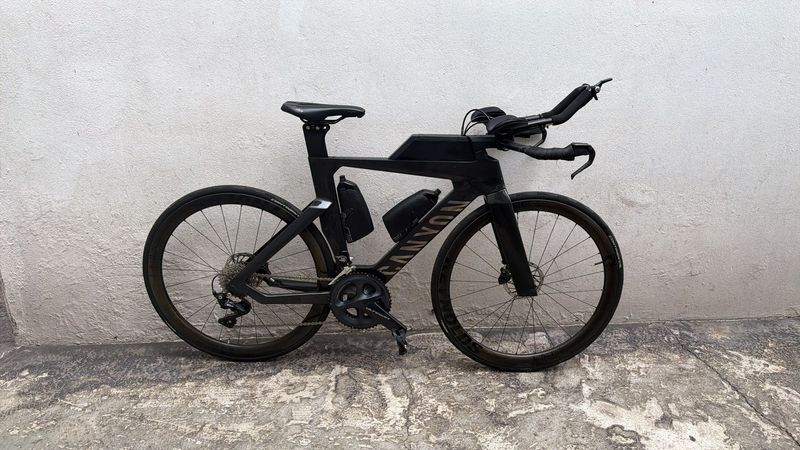 Used Canyon Speedmax CF 7 Disc 2023 2023 Road & Gravel, Black — image 1 of 6