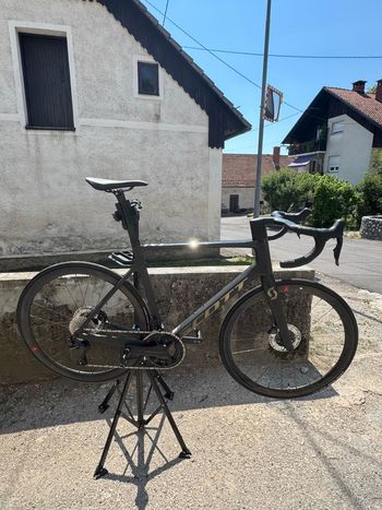 Gebrauchtes Scott Addict RC 15 2024 2024 Road & Gravel