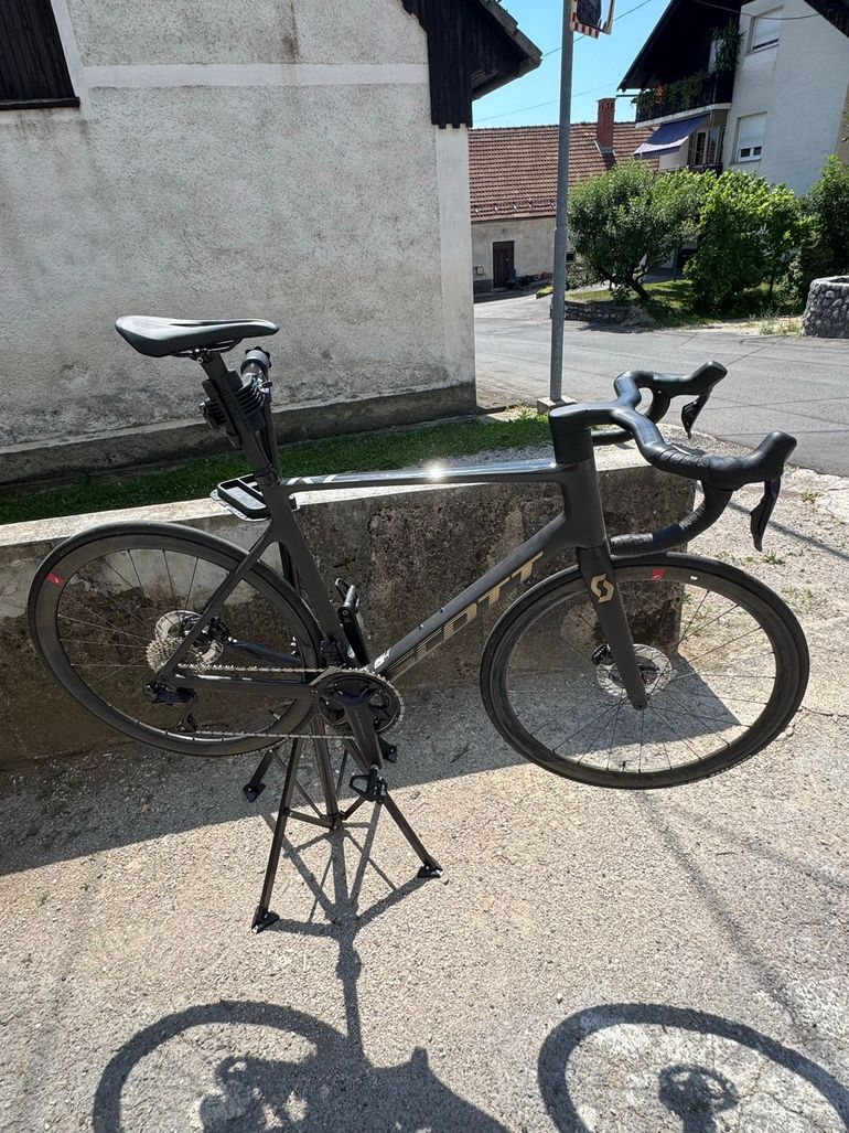 Brugt Scott Addict RC 15 2024 2024 Road & Gravel — billede 8 af 8