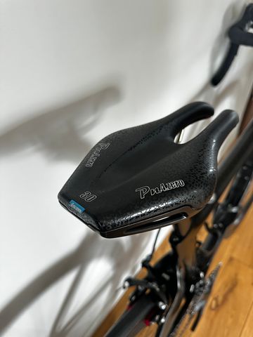 Brugt Pinarello Dogma Shimano 105 2019 Road & Gravel — billede 2 af 14